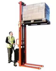 ELECTRIC LIFT STACKER 1000KG - LTVVE1000 RANGE